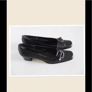 Salvatore Ferragamo low pumps